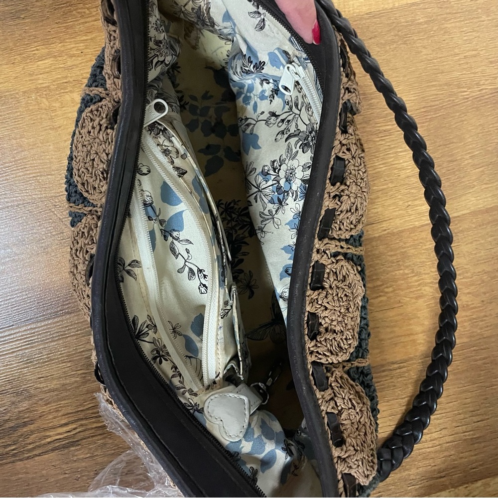 Vintage Brighton Crochet Black & Tan Hobo Bag Braided Handle, Leather Trim - Picture 7 of 9